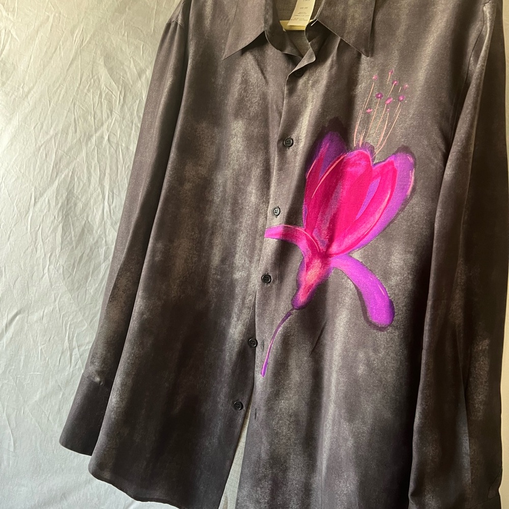 Gianni Versaci shirt in excellent condition.
